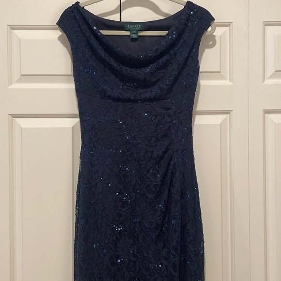 LAUREN - RALPH LAUREN EVENING.  Navy lace and sequin long gown - Picture 2 of 8